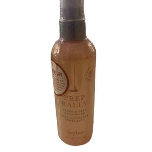 Dry bar detangling spray